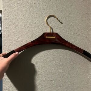 Gucci wooden hanger